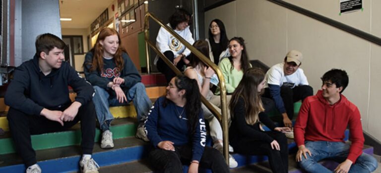 TRU Students Give Back to the Community by Mentoring High School Students: Bridging the Gap to Post-Secondary Success TRU Students Give Back to the Community by Mentoring High School Students: Bridging the Gap to Post-Secondary Success